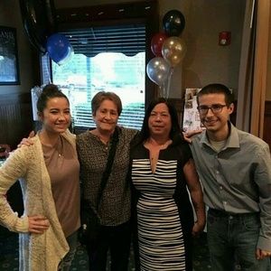 Meet your Posher, Renee